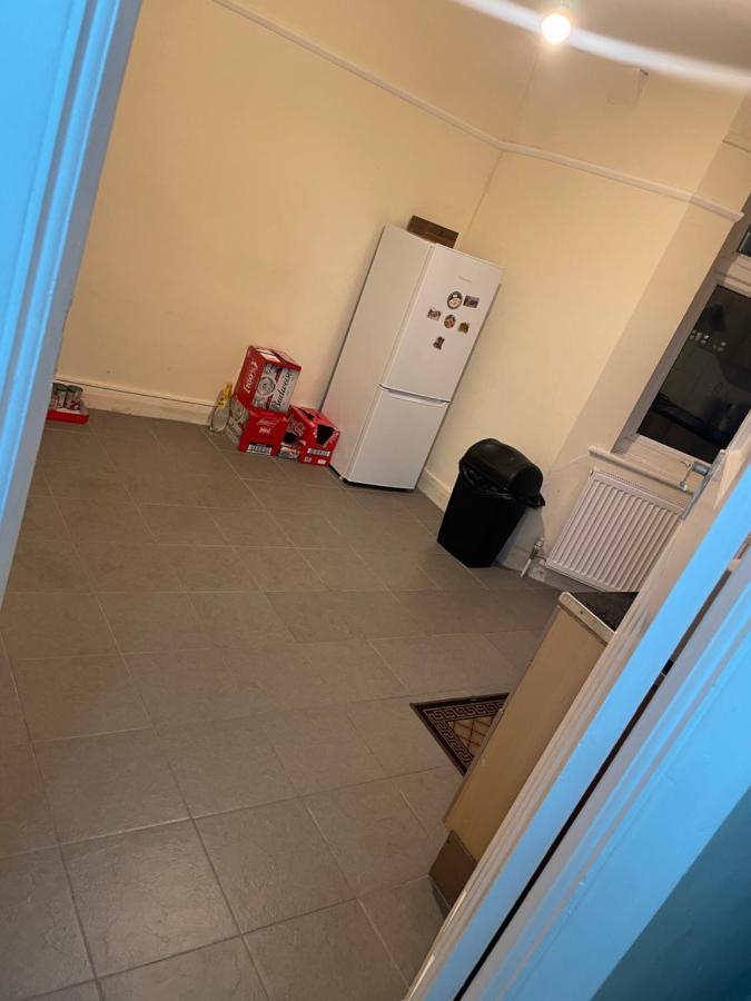 Welcome To Your New Home. Redbridge Zewnętrze zdjęcie